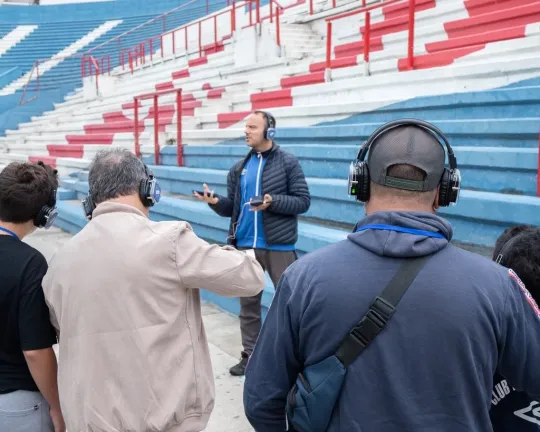 Personas en el paseo