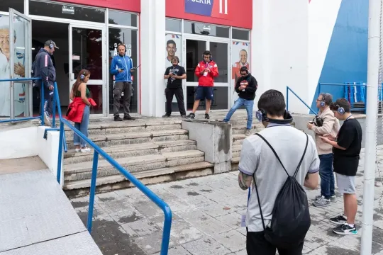 Personas en el paseo